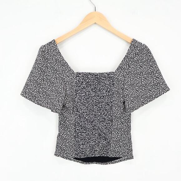 Abercrombie & Fitch Flutter Sleeve Semi Cropped Babydoll Blouse Black Print XS - Picture 4 of 6